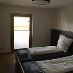 Gaestehaus Apollo *